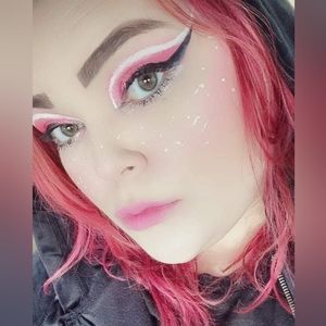 Meet your Posher, Beverly